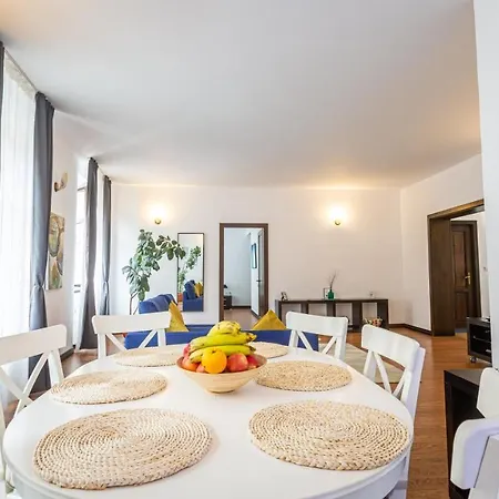 Apartamento Superb Historical Center Braşov