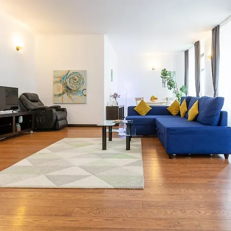 Superb Historical Center * Braşov