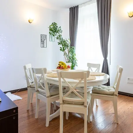Superb Historical Center Apartamento Braşov