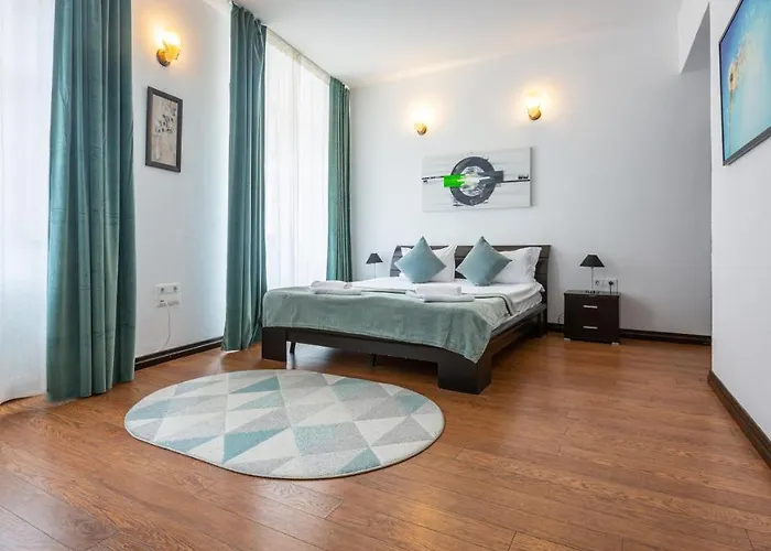 Superb Historical Center Apartment